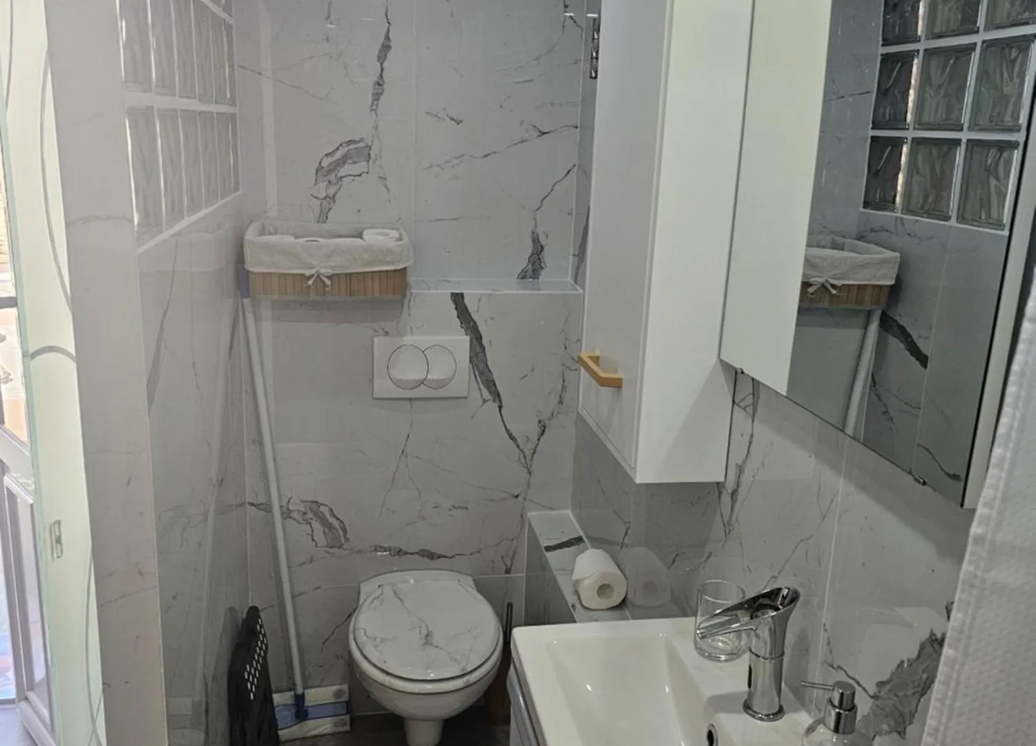 Guest house Studio 1 A La Trinite Proche De Nice, Monaco Et L'Italie